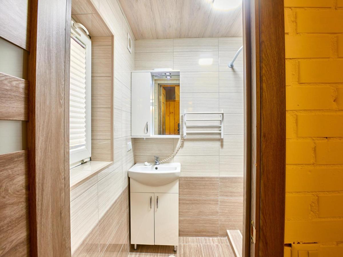 Private Apartments Truskavets Bagian luar foto