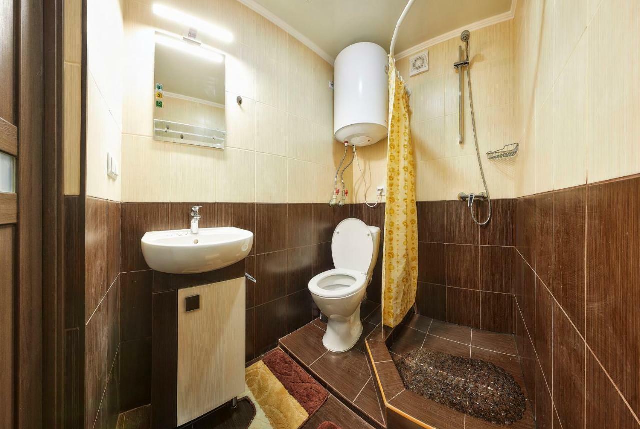 Private Apartments Truskavets Bagian luar foto